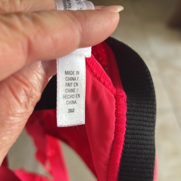 Victoria’s Secret Sports Bra - Picture 5 of 5
